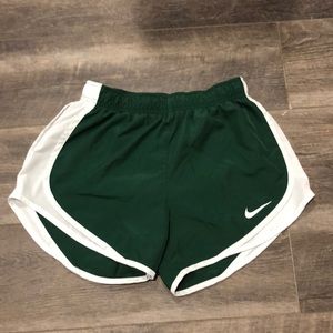 NIKE DRI FIT RUNNING SHORTS